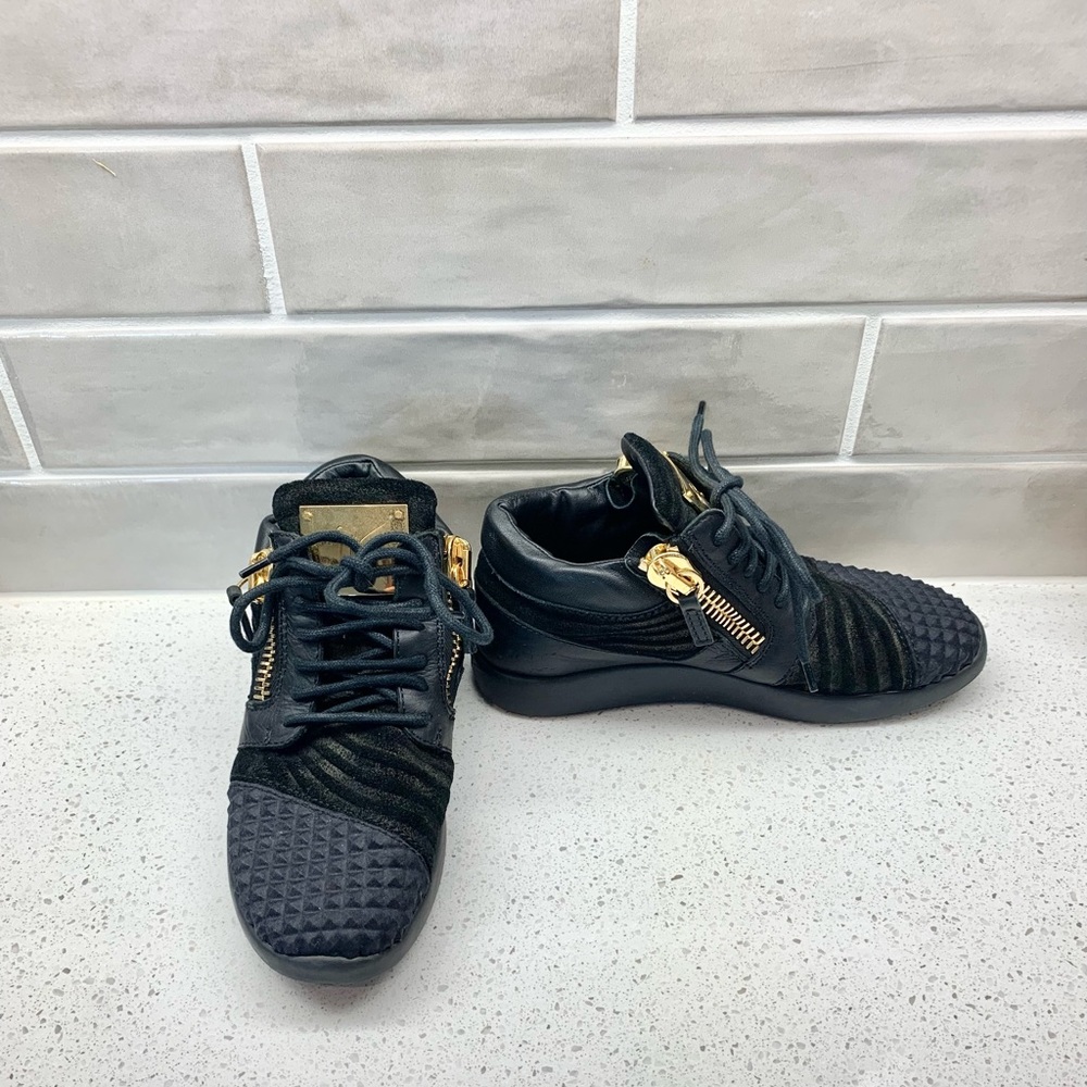 GIUSEPPE ZANOTTI Black w/Gold Hardware Sneakers-NBW